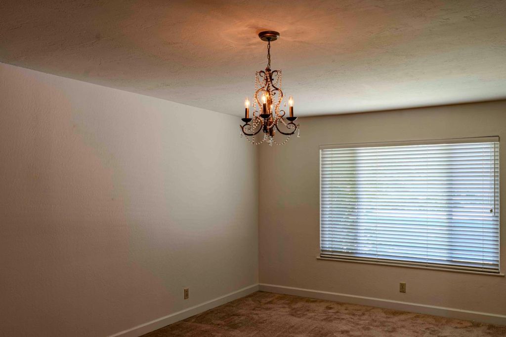 Image 25 of property listing at 6343 N Teilman Avenue, Fresno, CA 93711