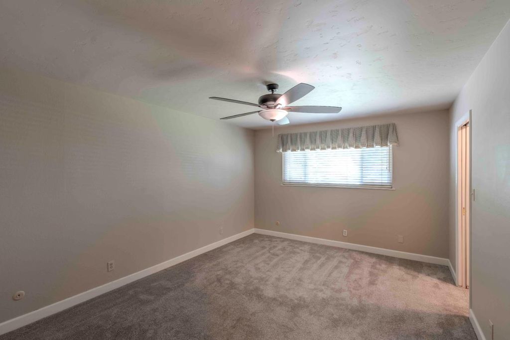 Image 34 of property listing at 6343 N Teilman Avenue, Fresno, CA 93711