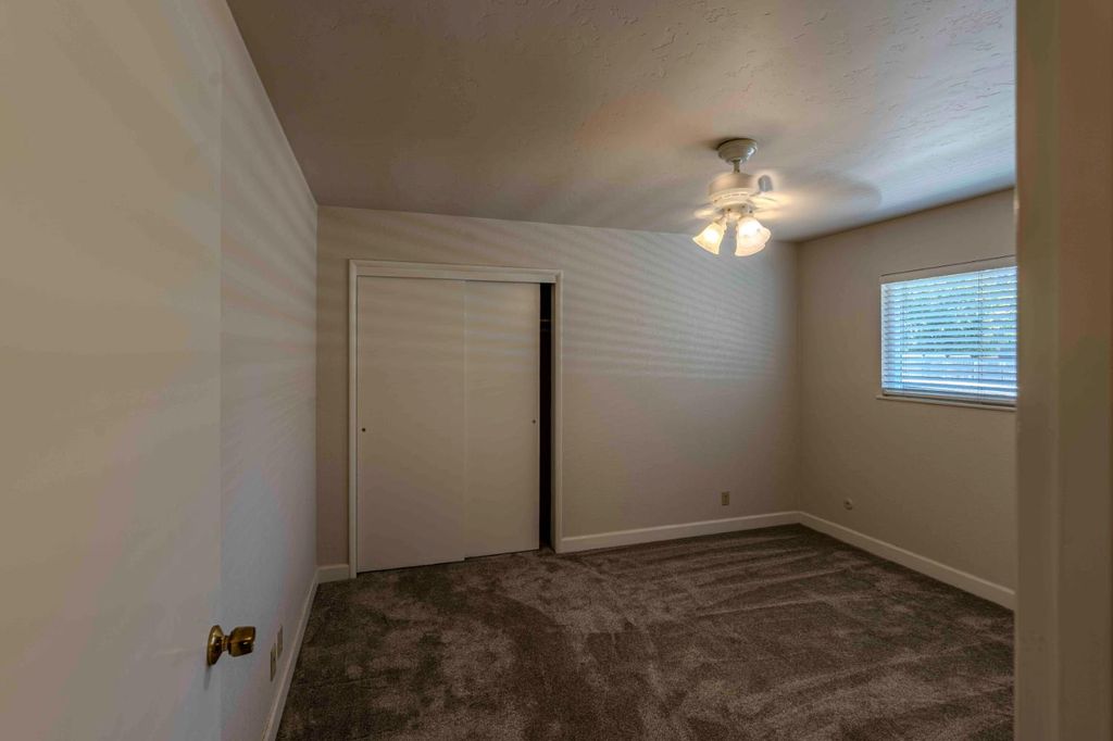 Image 39 of property listing at 6343 N Teilman Avenue, Fresno, CA 93711