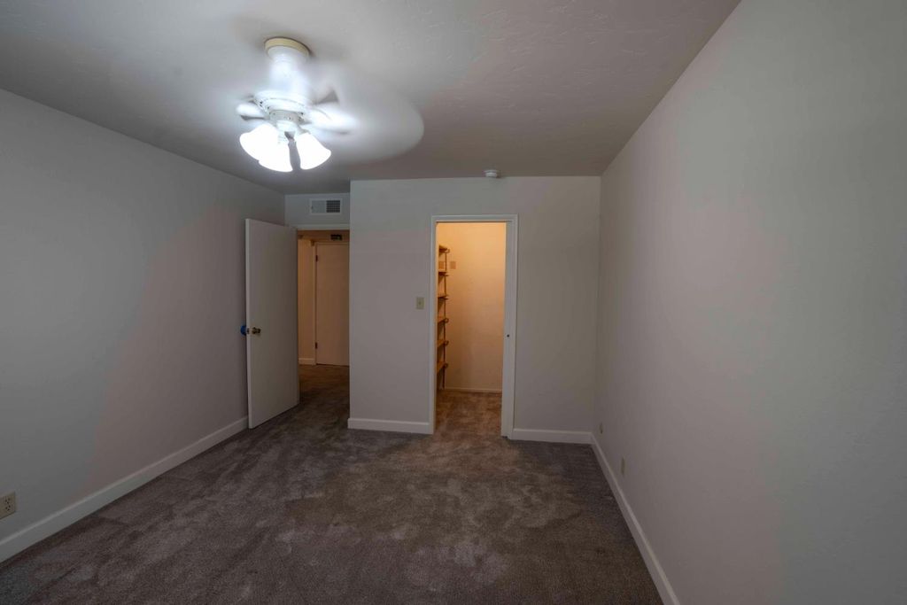 Image 41 of property listing at 6343 N Teilman Avenue, Fresno, CA 93711