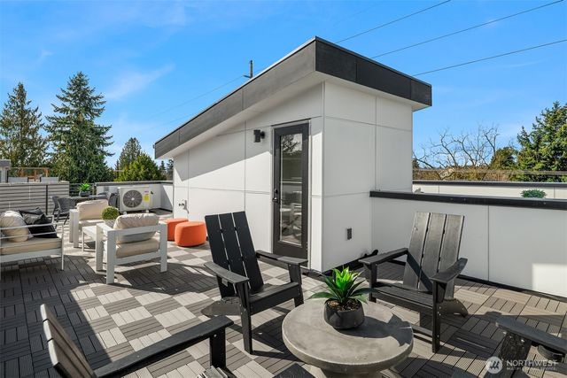634 N 92nd Street, Seattle, WA 98103