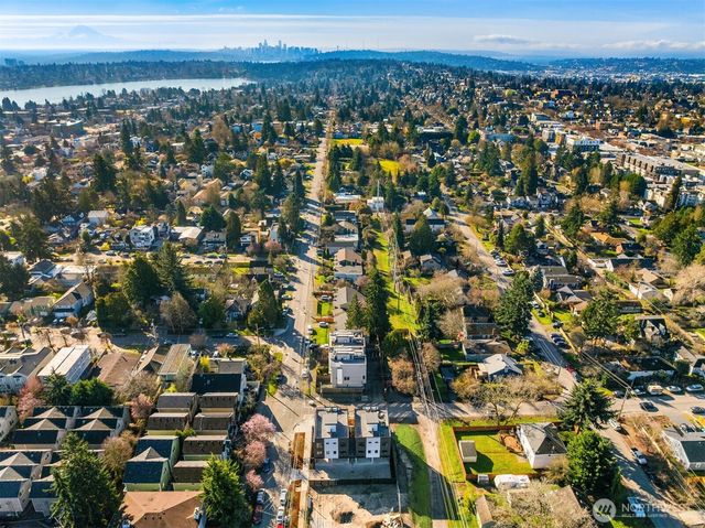 634 N 92nd Street, Seattle, WA 98103