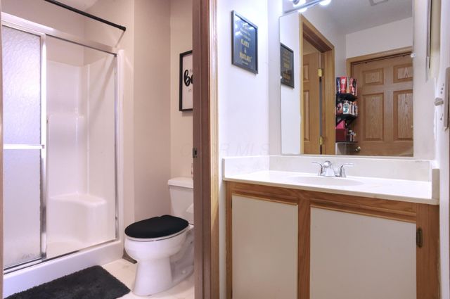 185 Groveport Pike, 6B, Canal Winchester, OH 43110