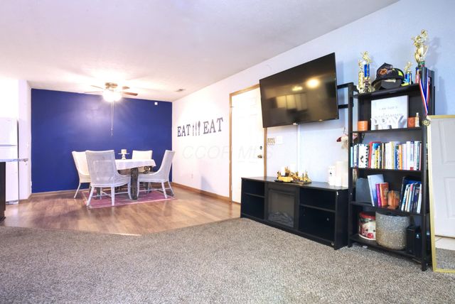 185 Groveport Pike, 6B, Canal Winchester, OH 43110