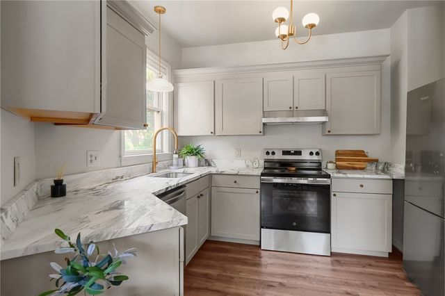 30 Division Street 68, Providence, RI 02909