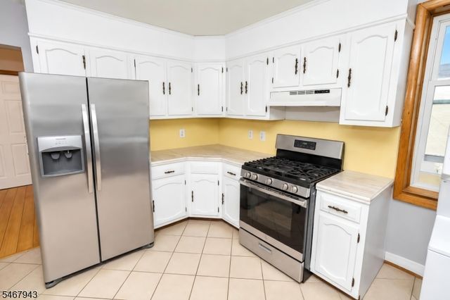 592 N 6TH ST, Newark City, NJ 07107