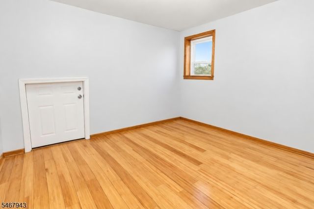 592 N 6TH ST, Newark City, NJ 07107