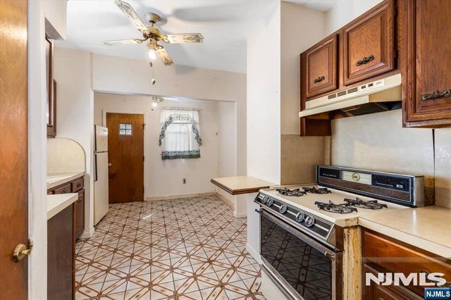 44 Garden Street, Ridgefield Park, NJ 07660
