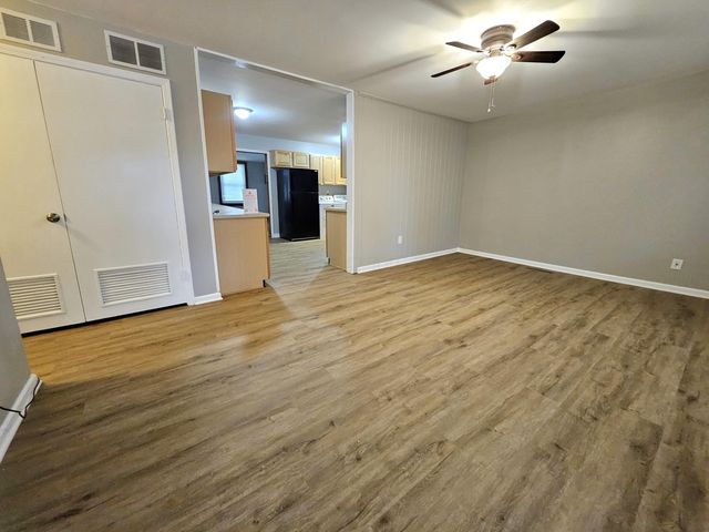 2906 La Rosa Drive, Grove City, OH 43123