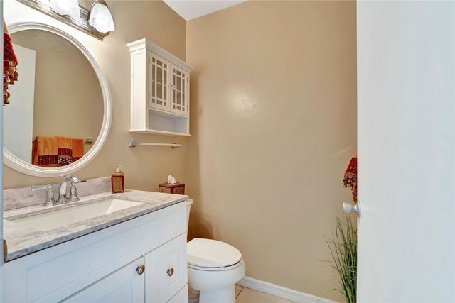 98 Spring Lake Drive 103, Vero Beach, FL 32962