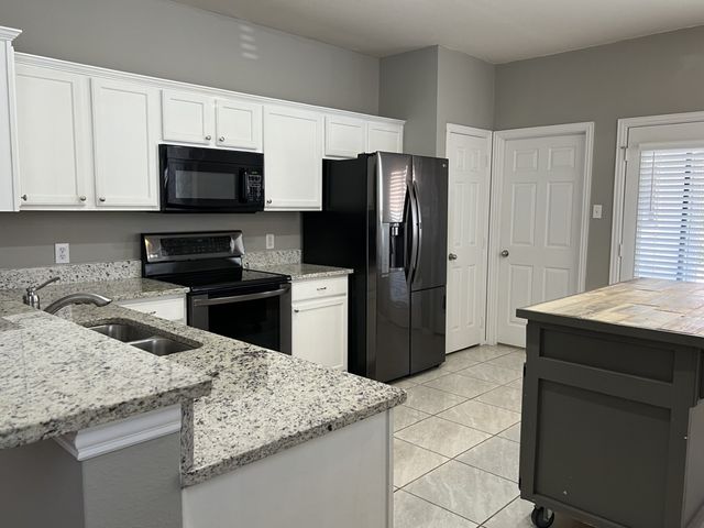 9809 Cedarcrest Drive, Providence Village, TX 76227