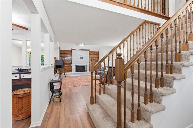 70 Woodbridge Lane, Kansas City, MO 64145