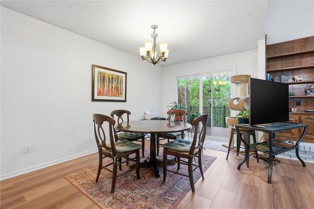 70 Woodbridge Lane, Kansas City, MO 64145