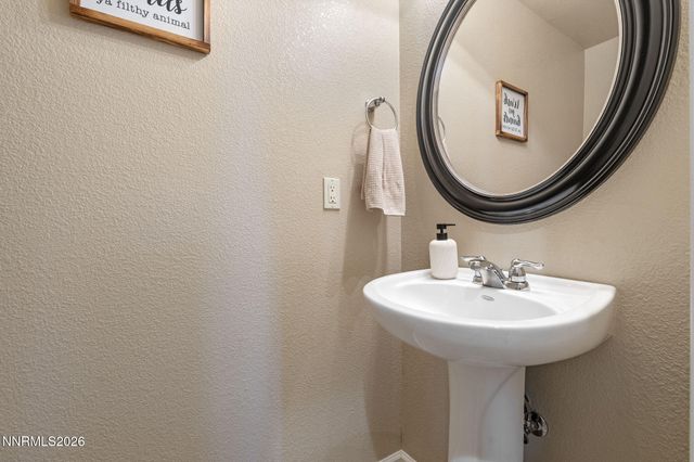 11017 Lamour Lane, Reno, NV 89521