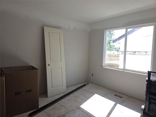 1901 Holly Meadow Avenue SW, Cedar Rapids, IA 52404