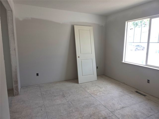 1901 Holly Meadow Avenue SW, Cedar Rapids, IA 52404