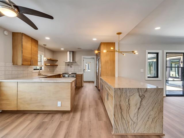 6206 San Felipe Street, Houston, TX 77057