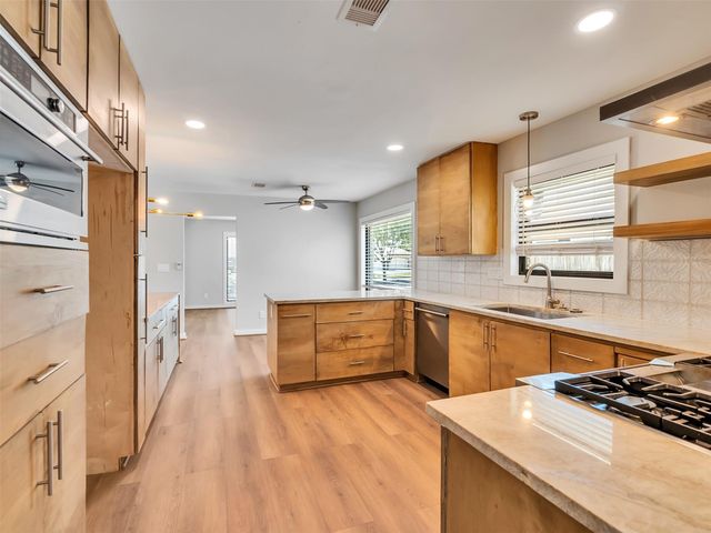 6206 San Felipe Street, Houston, TX 77057