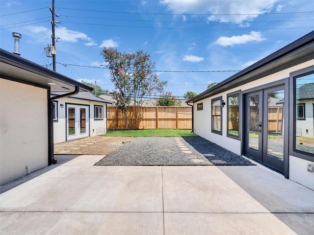 6206 San Felipe Street, Houston, TX 77057