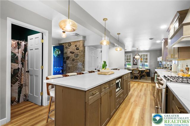 2223 Hackett Avenue, Easton, PA 18045