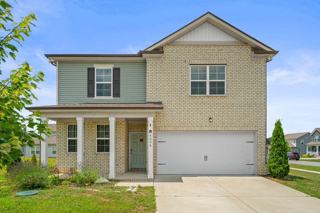 4394 Socata Ct, Cross Plains, TN 37049