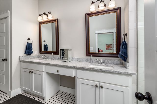 1215 Coleman Street, Mckinney, TX 75069