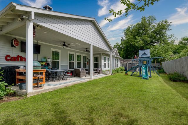 1215 Coleman Street, Mckinney, TX 75069