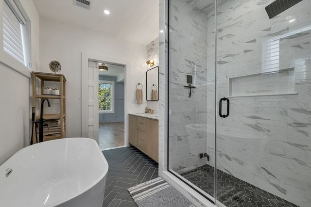 22 Harvard St, Somerville, MA 02143