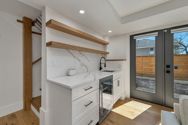 22 Harvard St, Somerville, MA 02143