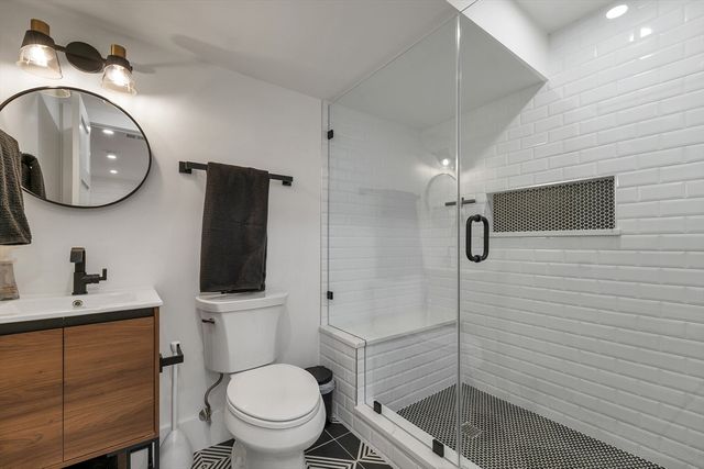 22 Harvard St, Somerville, MA 02143