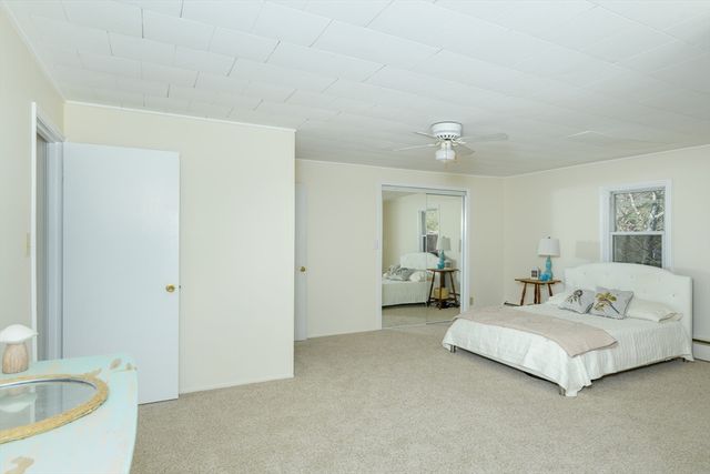 24 Chestnut Hill Rd, Oxford, MA 01537