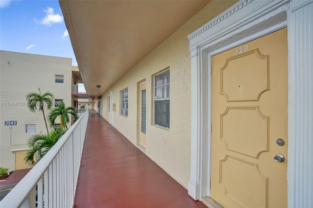 3940 NW 42nd Avenue 320, Lauderdale Lakes, FL 33319