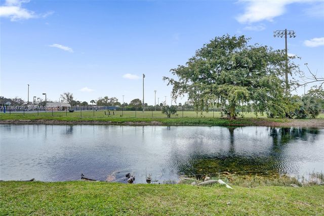 3940 NW 42nd Avenue 320, Lauderdale Lakes, FL 33319