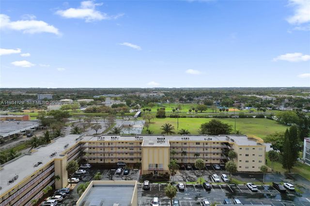 3940 NW 42nd Avenue 320, Lauderdale Lakes, FL 33319