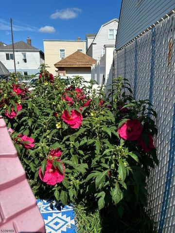 203 Brighton Ave, Kearny Town, NJ 07032