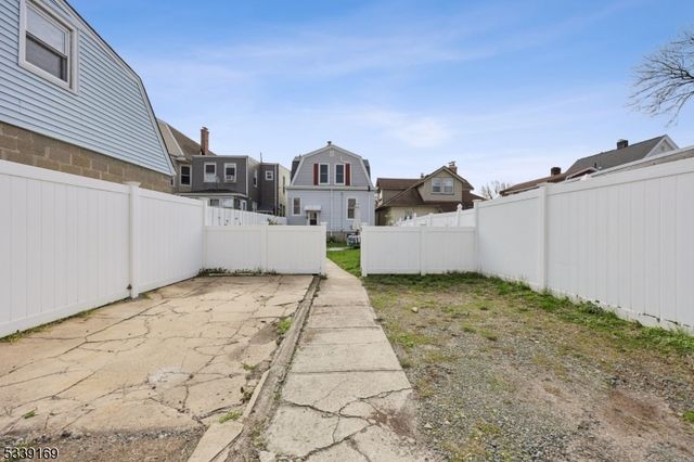 203 Brighton Ave, Kearny Town, NJ 07032