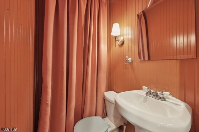 203 Brighton Ave, Kearny Town, NJ 07032