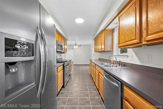 4253 Polk Street, Dearborn Heights, MI 48125