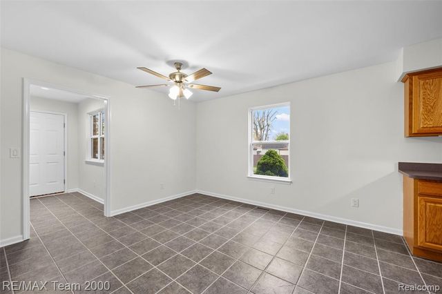 4253 Polk Street, Dearborn Heights, MI 48125