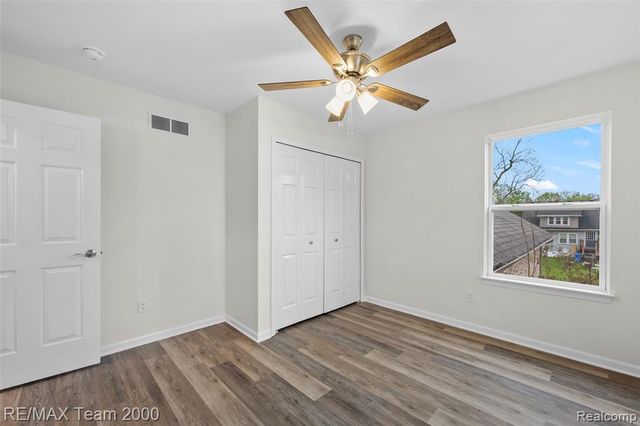4253 Polk Street, Dearborn Heights, MI 48125