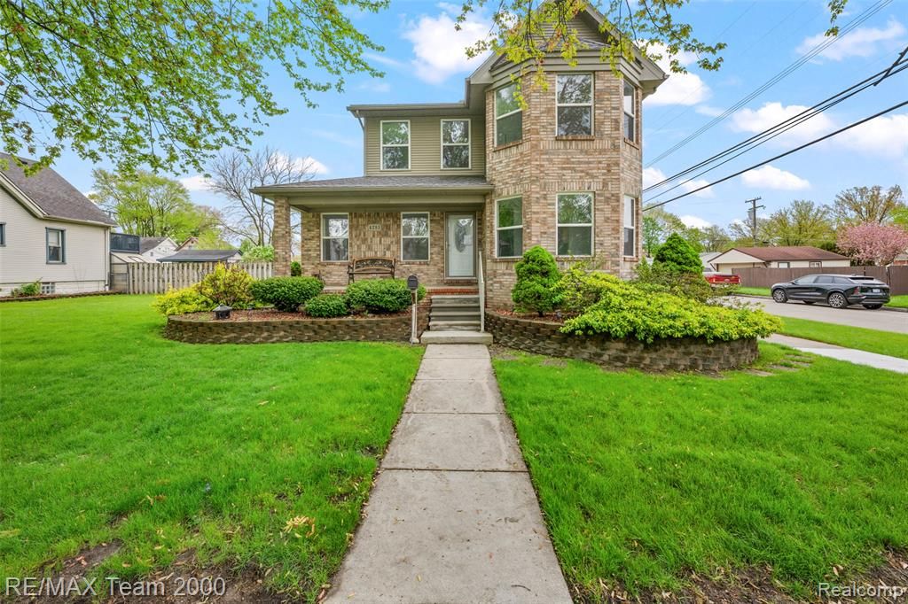 4253 Polk Street, Dearborn Heights, MI 48125