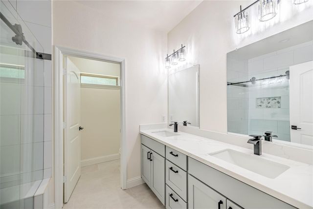 270 Legend Lane, Livingston, TX 77351