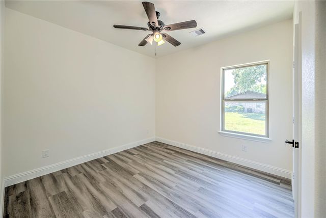 270 Legend Lane, Livingston, TX 77351