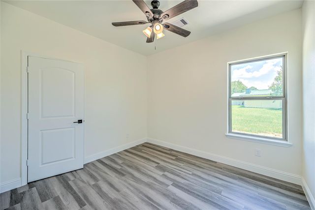 270 Legend Lane, Livingston, TX 77351