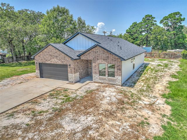 270 Legend Lane, Livingston, TX 77351