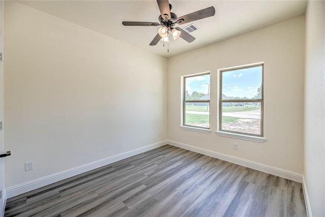 270 Legend Lane, Livingston, TX 77351