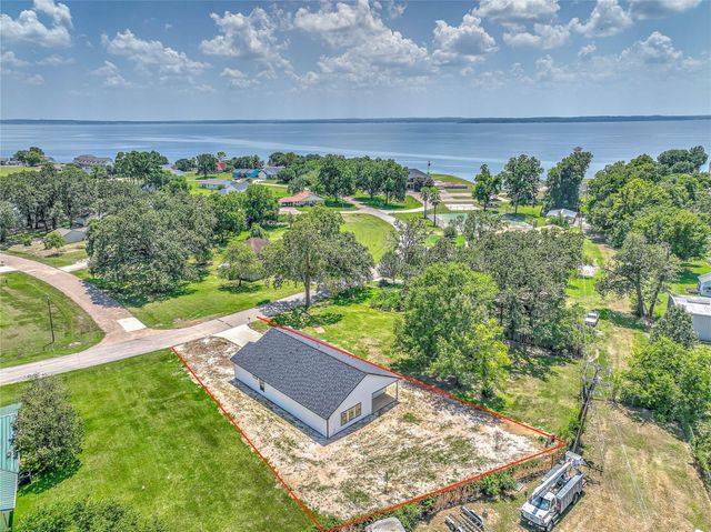 270 Legend Lane, Livingston, TX 77351
