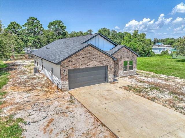 270 Legend Lane, Livingston, TX 77351