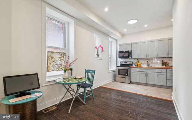 2814 W OXFORD ST, Philadelphia, PA 19121