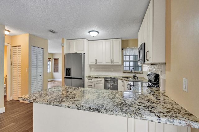 11567 N Open Ct, Cooper City, FL 33026